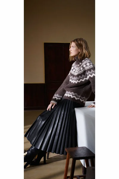 Look 15